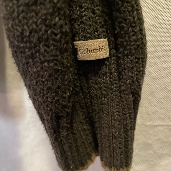 Columbia Sweater - Picture 4 of 6